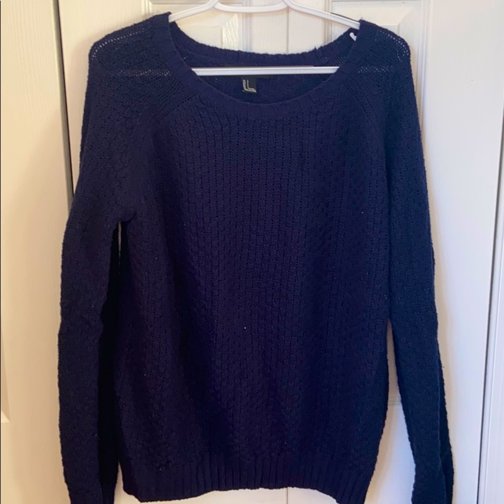 Forever 21 Navy Sweater Size Large